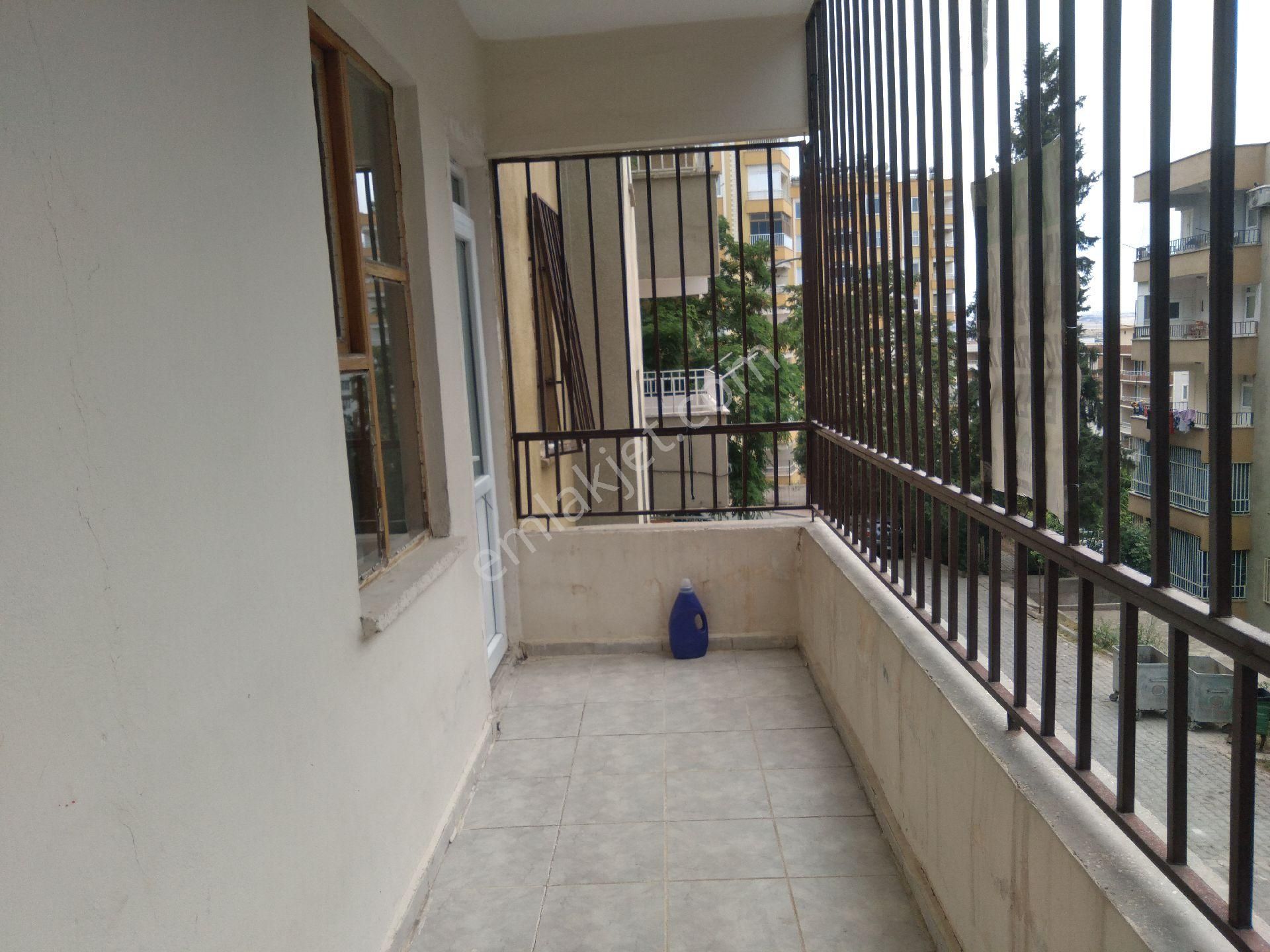 Karaköprü 2 35 1 Kat 4 Oda Doğalgazlı - Görsel 13