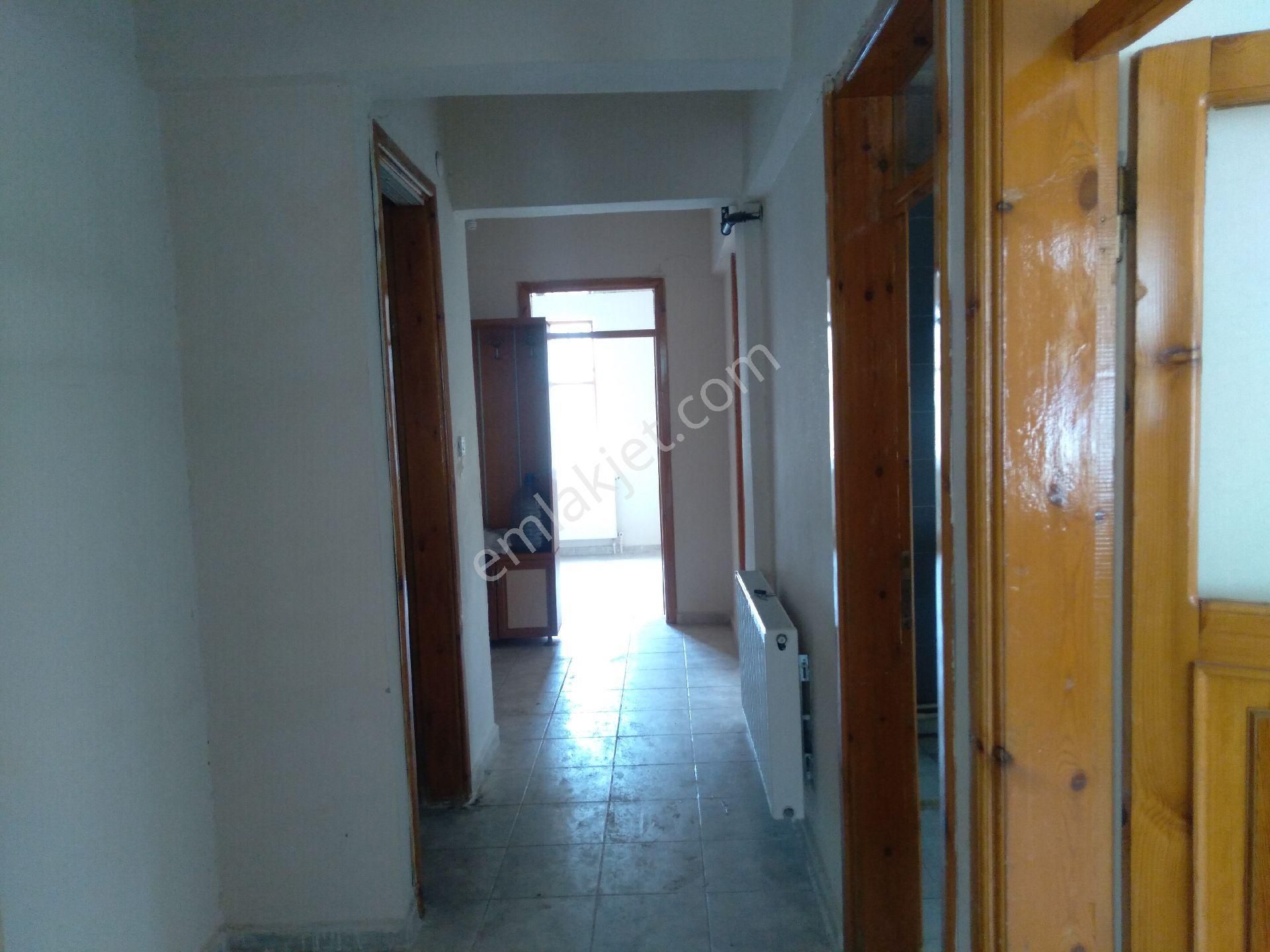 Karaköprü 2 35 1 Kat 4 Oda Doğalgazlı - Görsel 18