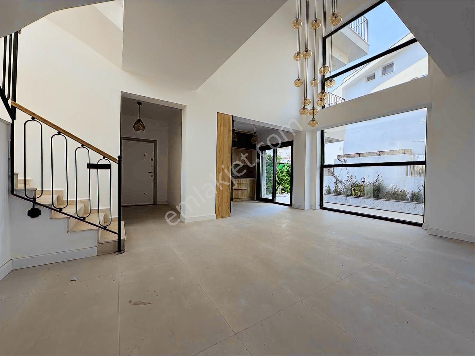 Menteşeoğlu'nda Müstakil Havuzlu 4+1 Satılık Villa - Görsel 32