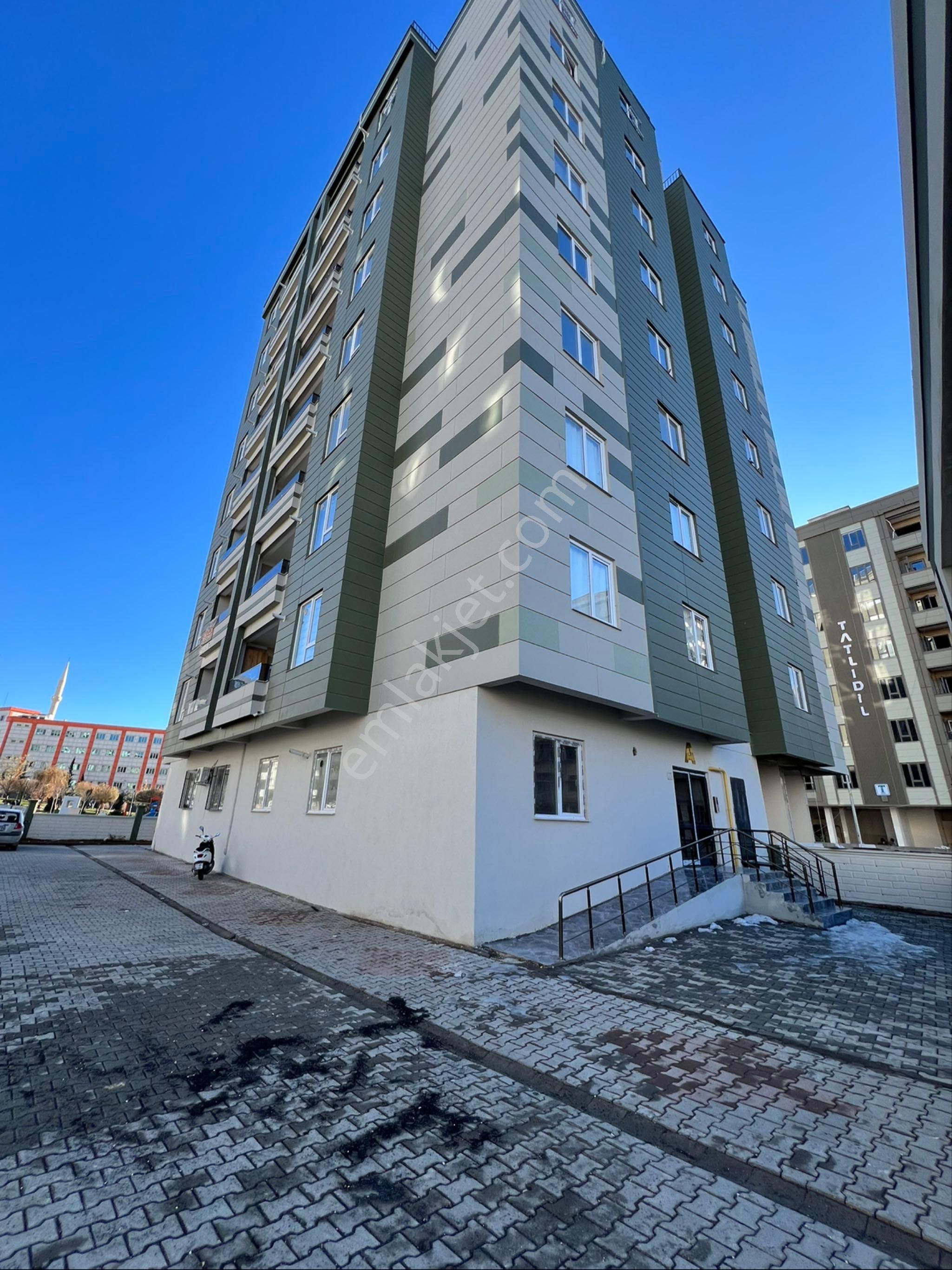 İzol Emlaktan Karaköprüde Satılık 2+1 Daire - Görsel 18