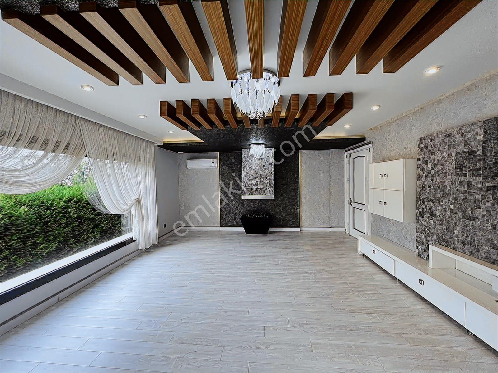 Şirinköy Mahallesinde Köşe Konumda Ultra Lüks 6+2 Kiralık Villa - Görsel 9