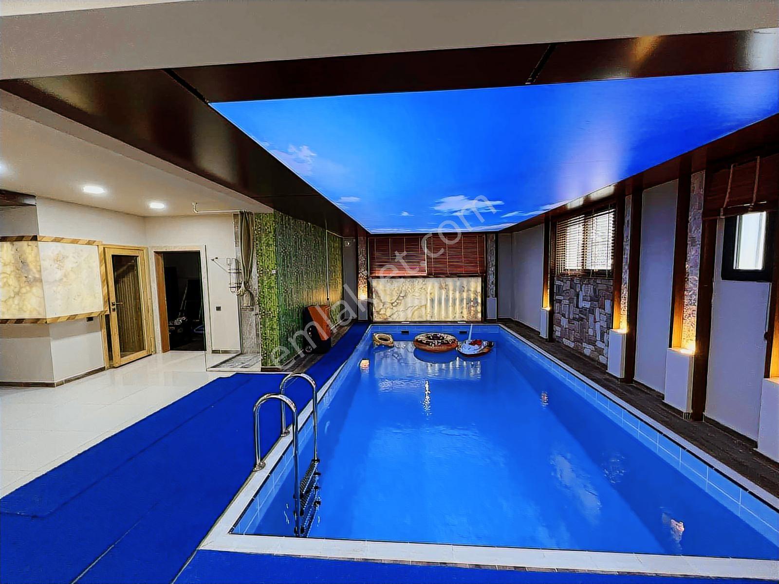 Şirinköy Mahallesinde Köşe Konumda Ultra Lüks 6+2 Kiralık Villa - Görsel 11