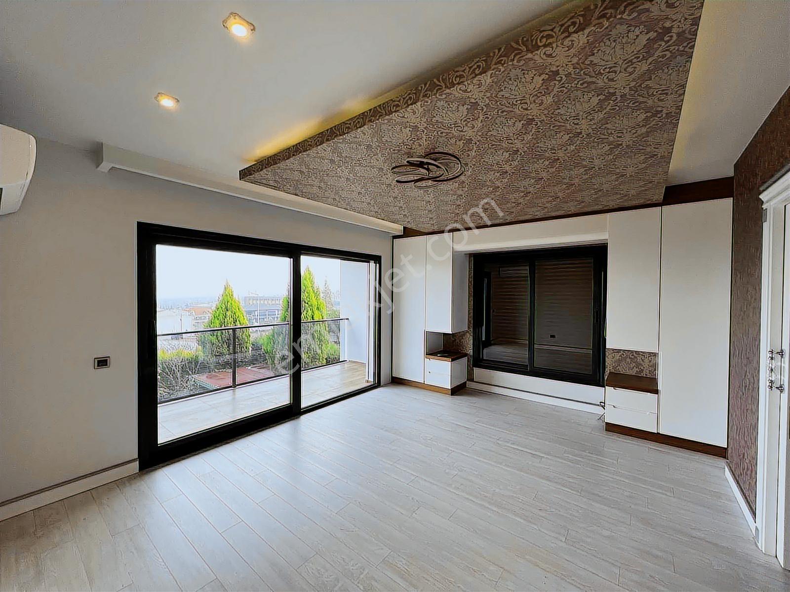 Şirinköy Mahallesinde Köşe Konumda Ultra Lüks 6+2 Kiralık Villa - Görsel 6
