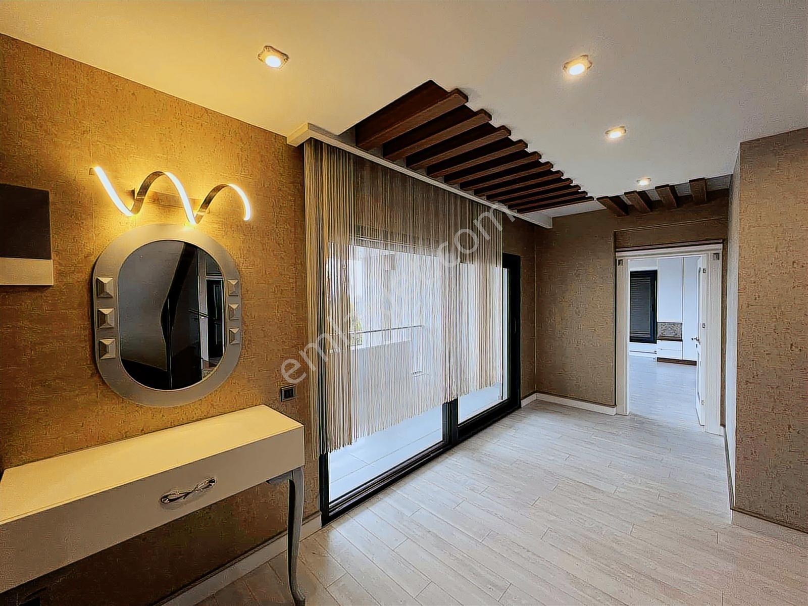 Şirinköy Mahallesinde Köşe Konumda Ultra Lüks 6+2 Kiralık Villa - Görsel 27