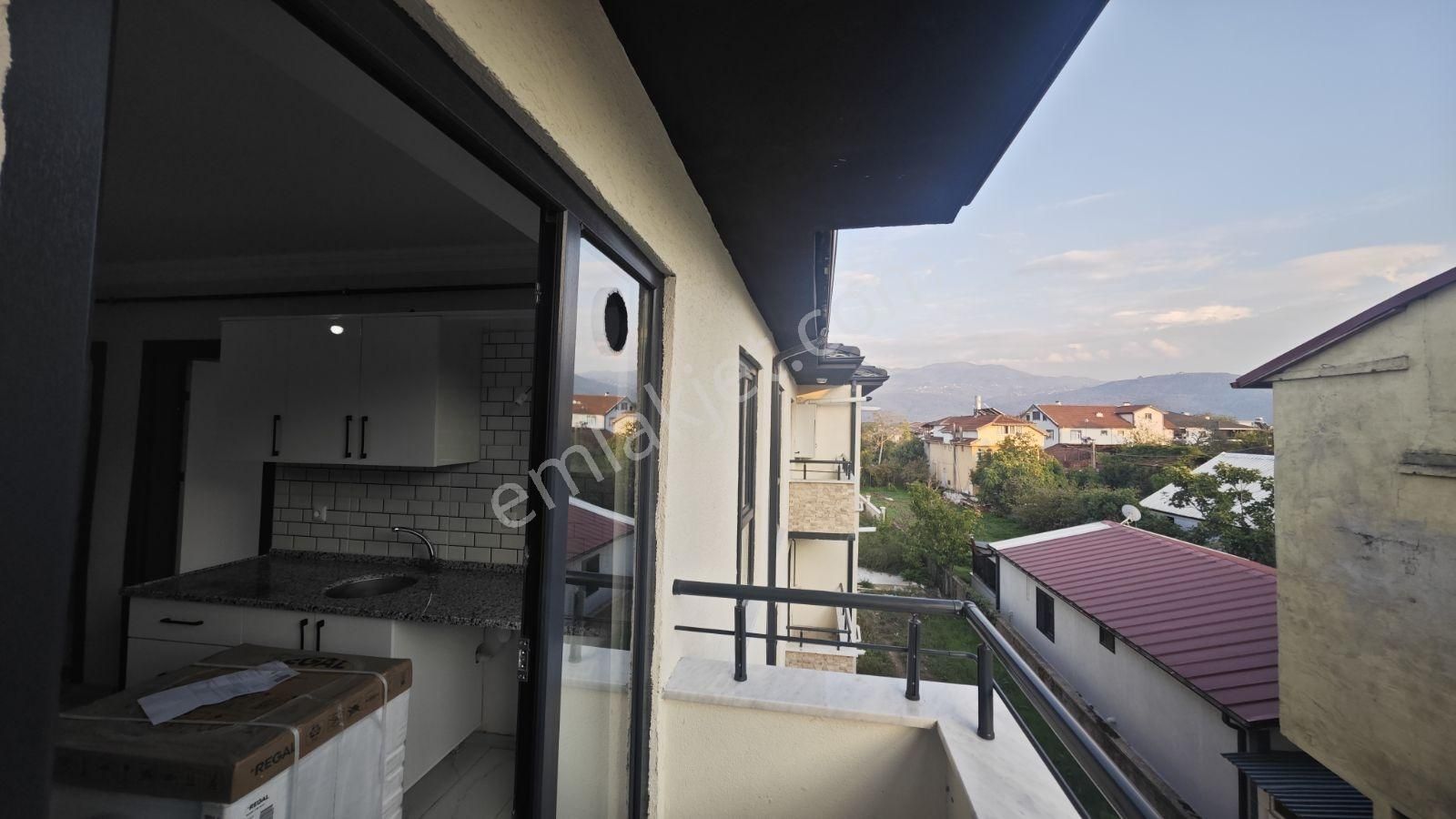 Aydın Emlak'tan 3. Kat Kiralık Eşyalı 1 + 1 Daire Akyazı/merkez - Görsel 12