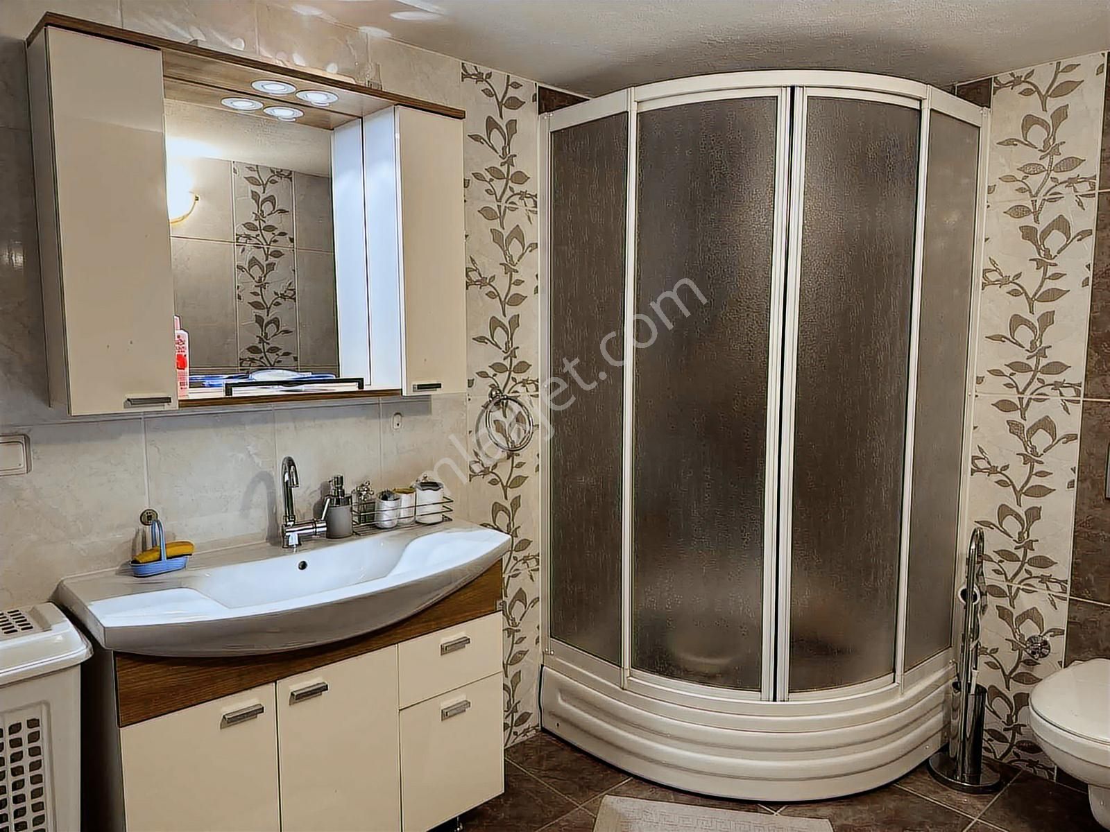 Aydın Bulvar'da Satılık 4+1 Tadilatlı Çok Merkezi Geniş Ve Ferah - Görsel 15