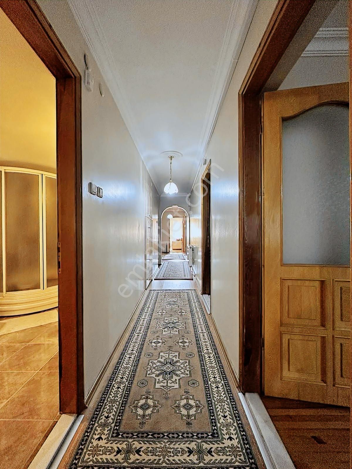 Aydın Bulvar'da Satılık 4+1 Tadilatlı Çok Merkezi Geniş Ve Ferah - Görsel 9