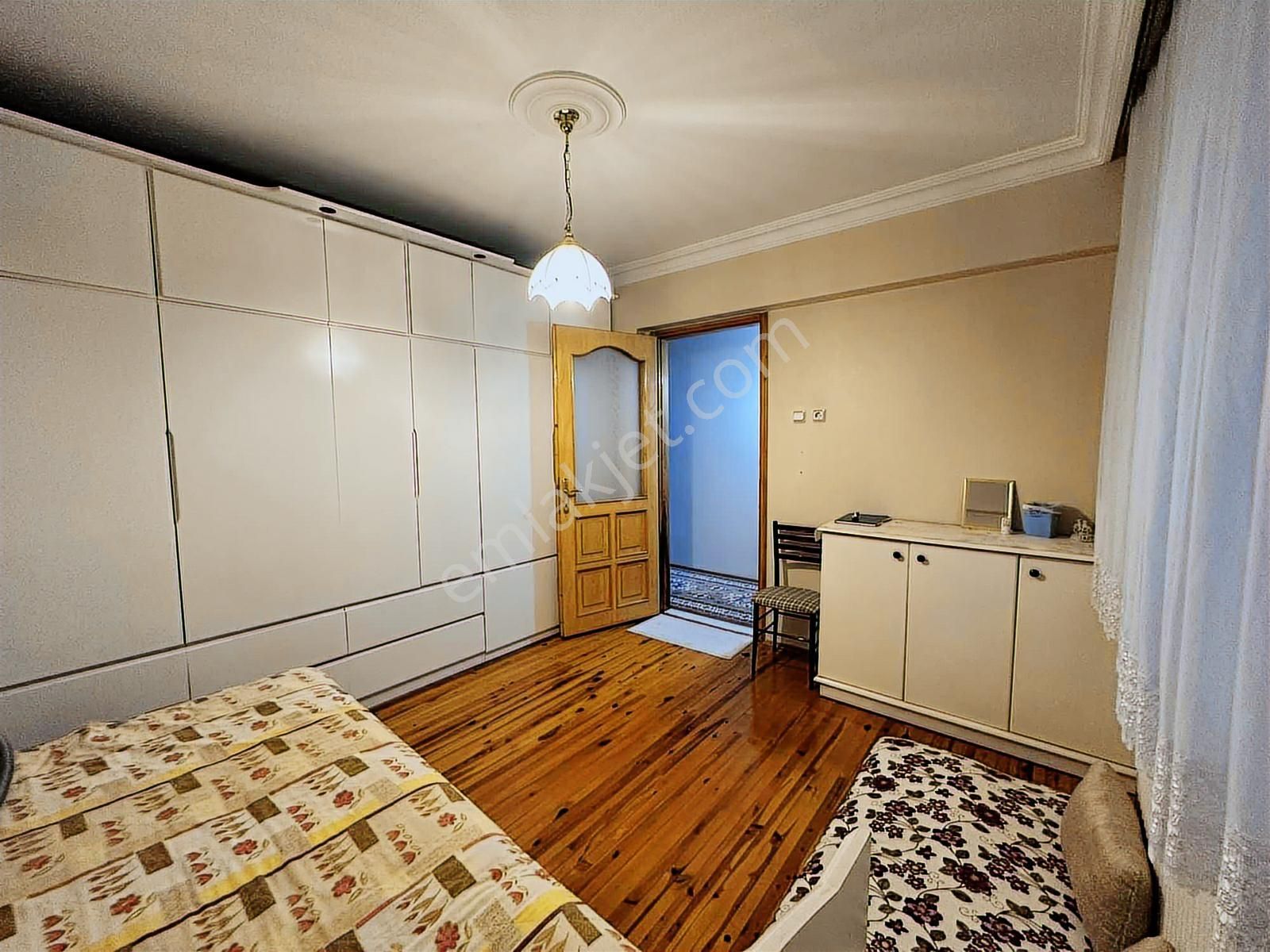 Aydın Bulvar'da Satılık 4+1 Tadilatlı Çok Merkezi Geniş Ve Ferah - Görsel 29