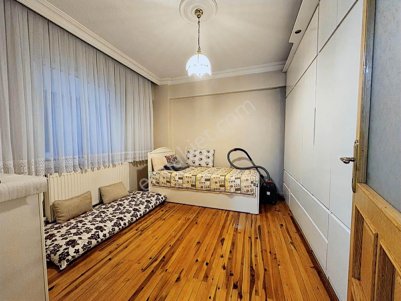 Aydın Bulvar'da Satılık 4+1 Tadilatlı Çok Merkezi Geniş Ve Ferah - Görsel 18