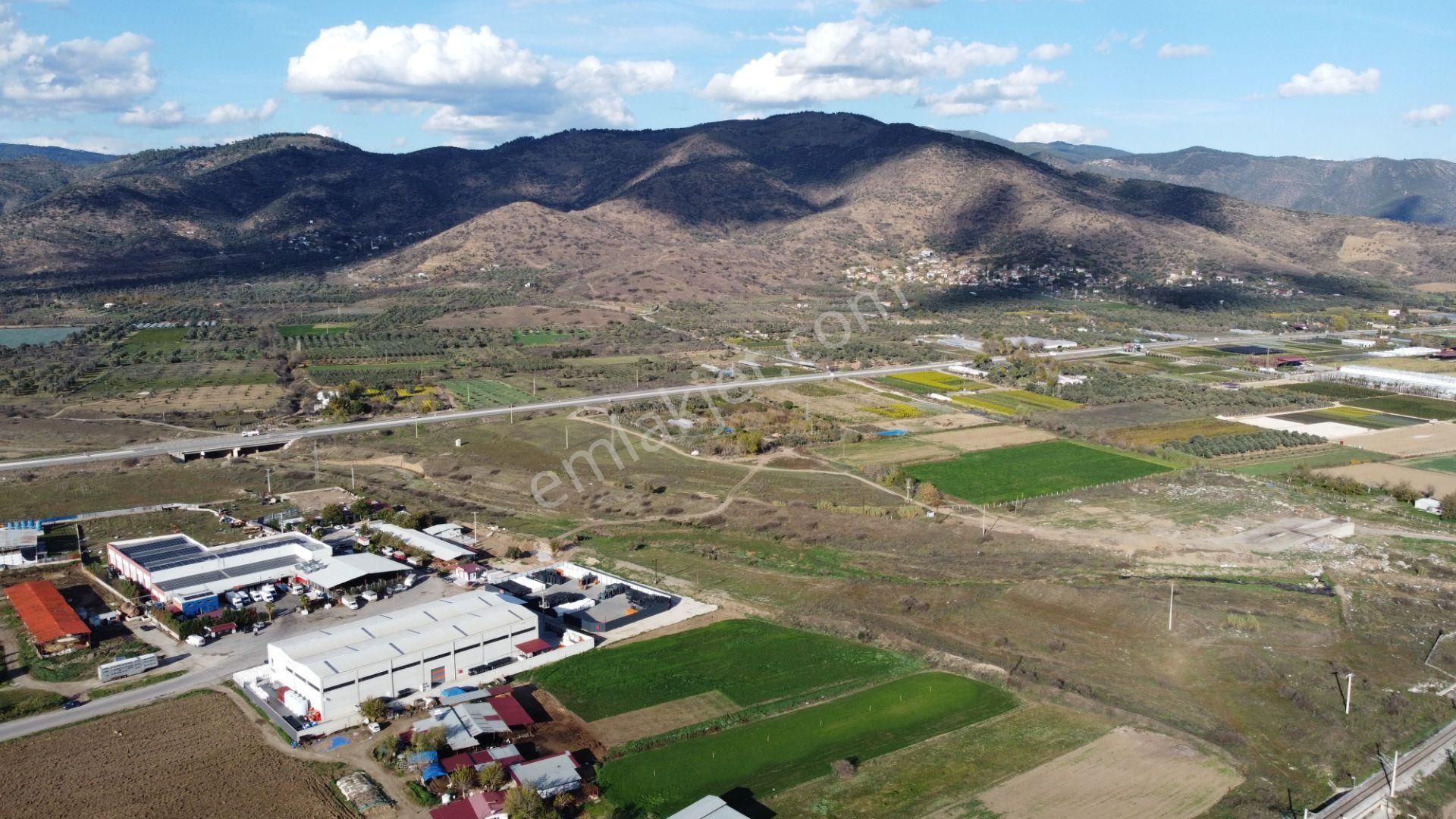 Bayındırda Ticari İmarlı 4.316 Metrekare Arsa - Görsel 8