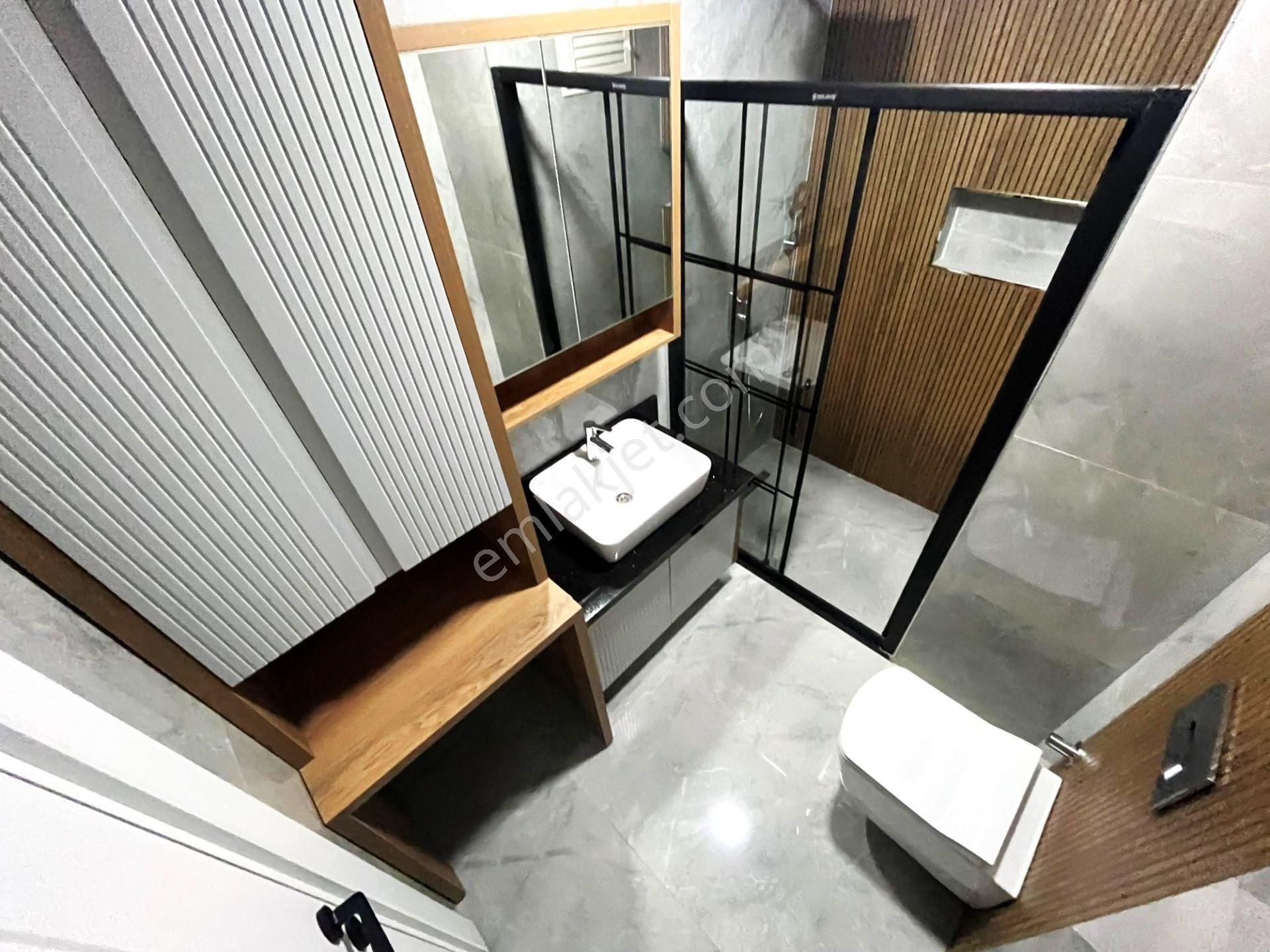 Aygül'den Akçay Pazar Pazarı Mevkii'nde Lüx Dizaynlı Yerden Isıtmalı Sıfır Ara Kat 1+1 Satılık Daire - Görsel 24