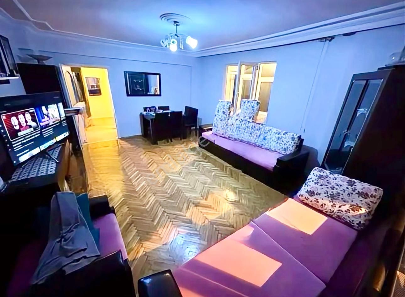 Molla Team'den Bağlarbaşı, Adsıznefer Cad Üzerinde 85 M² 2+1 - Görsel 3