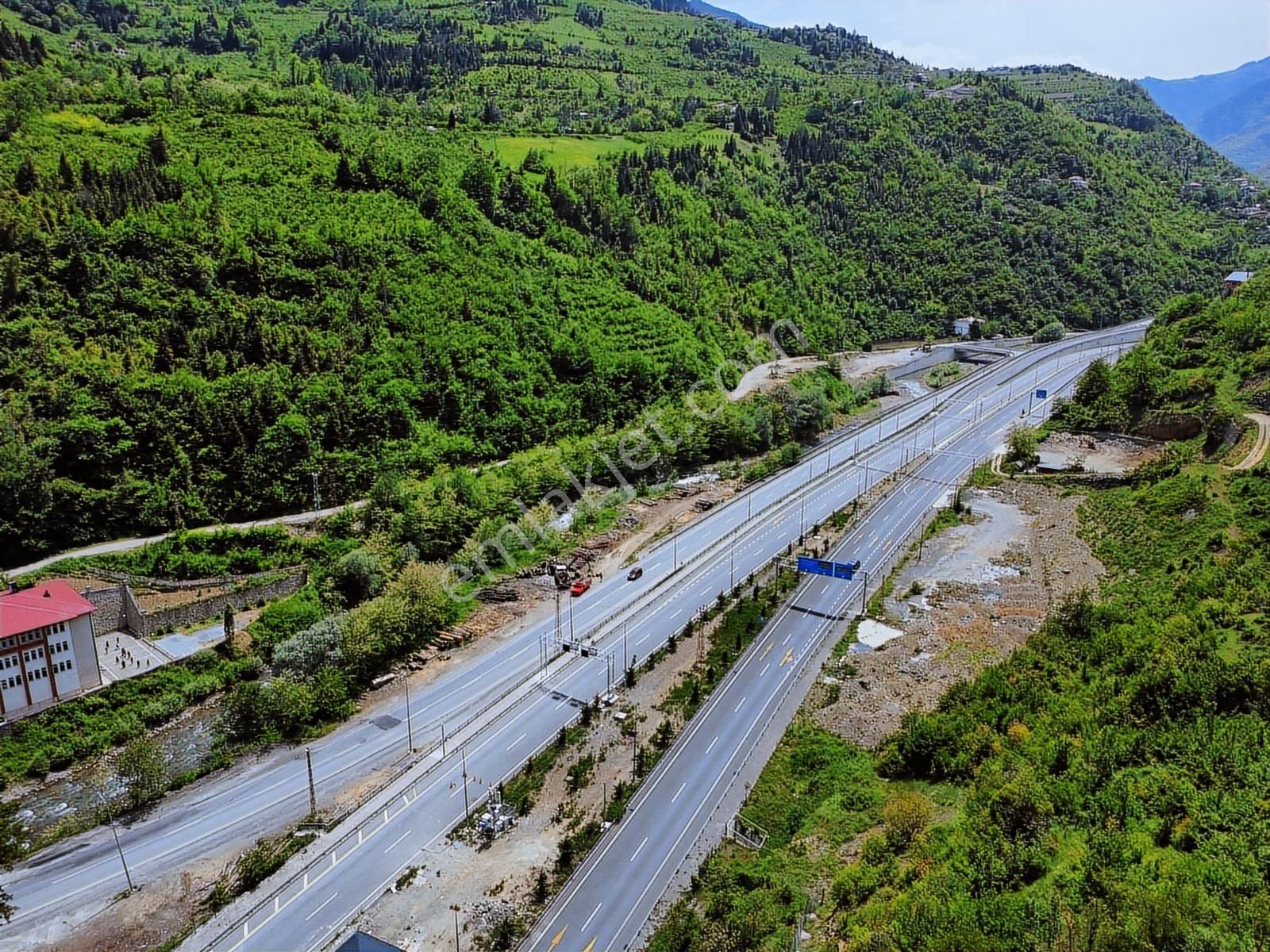 Trabzon Maçka Merkezde Satılık Arsa - Görsel 8