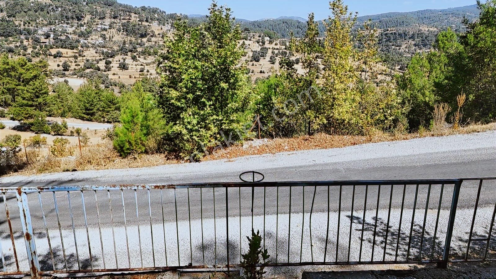 Muğla Menteşe Denizovada Suyun Yanında Asfalt Yol Cepheli Arazi - Görsel 26