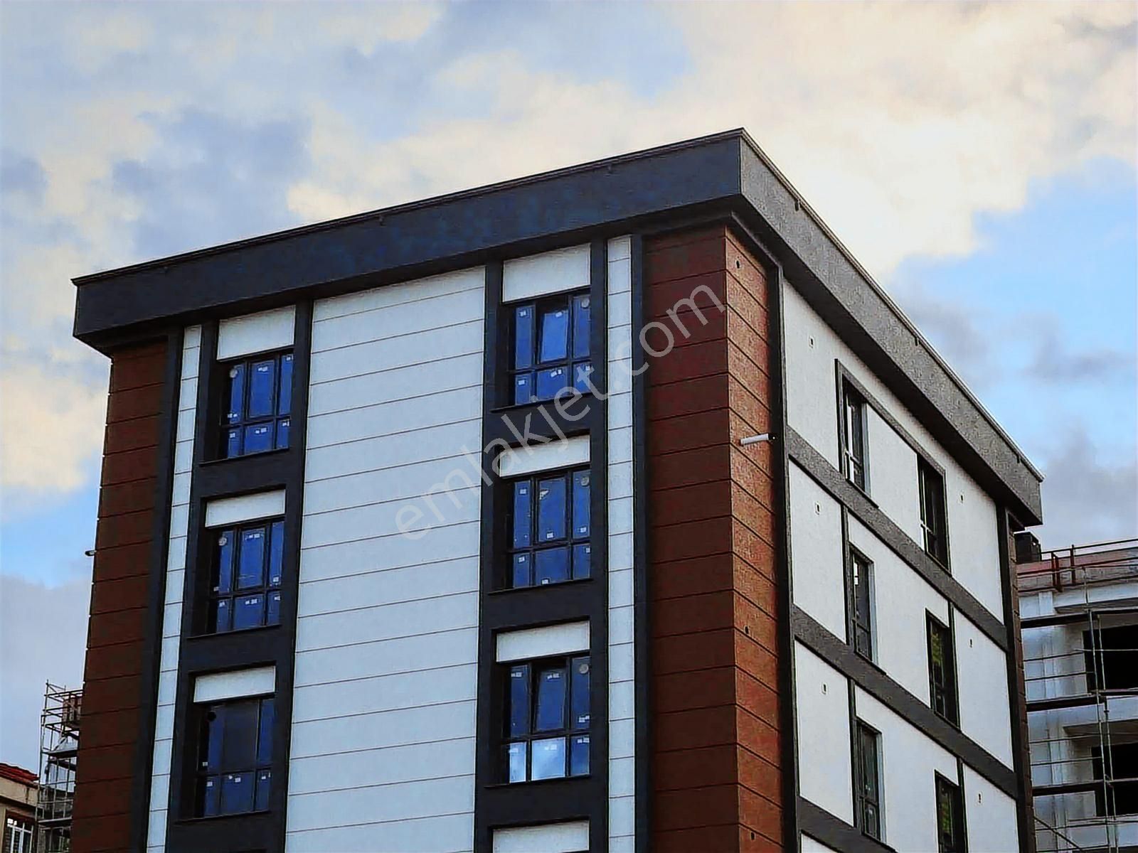 Onay 'dan Sıfır 1+1 Lüks Daire Yerden Isıtma Merkezde - Görsel 2