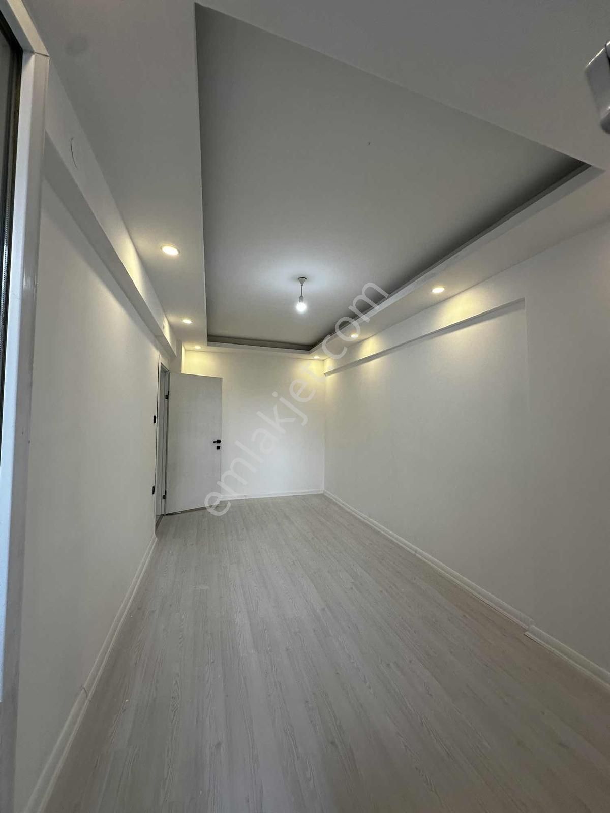Cadde Cepheli 3+1 Masrafsız Arakat Servisi Güzergahında - Görsel 10