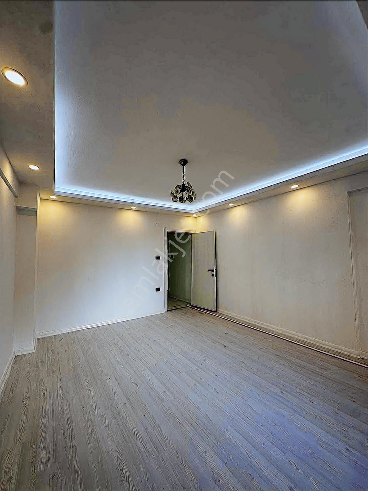 Cadde Cepheli 3+1 Masrafsız Arakat Servisi Güzergahında - Görsel 19