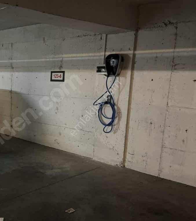Lale Park Konutlarında Satılık 4+1 Ara Kat Daire 3 Cepheli - Görsel 31