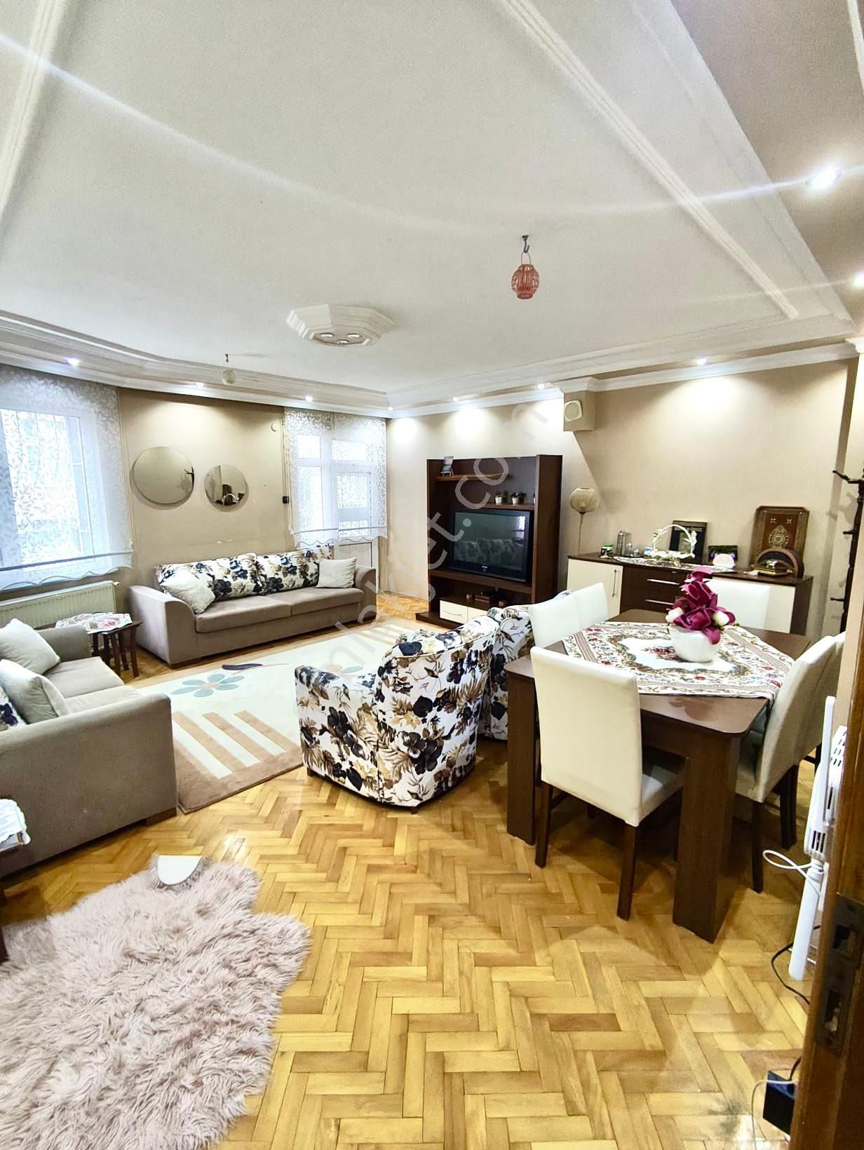 Delta’dan 3+1 Sağlam Bina 150m2 Masrafsız Oturuma Hazır Acil Satılık Süper Daire - Görsel 5