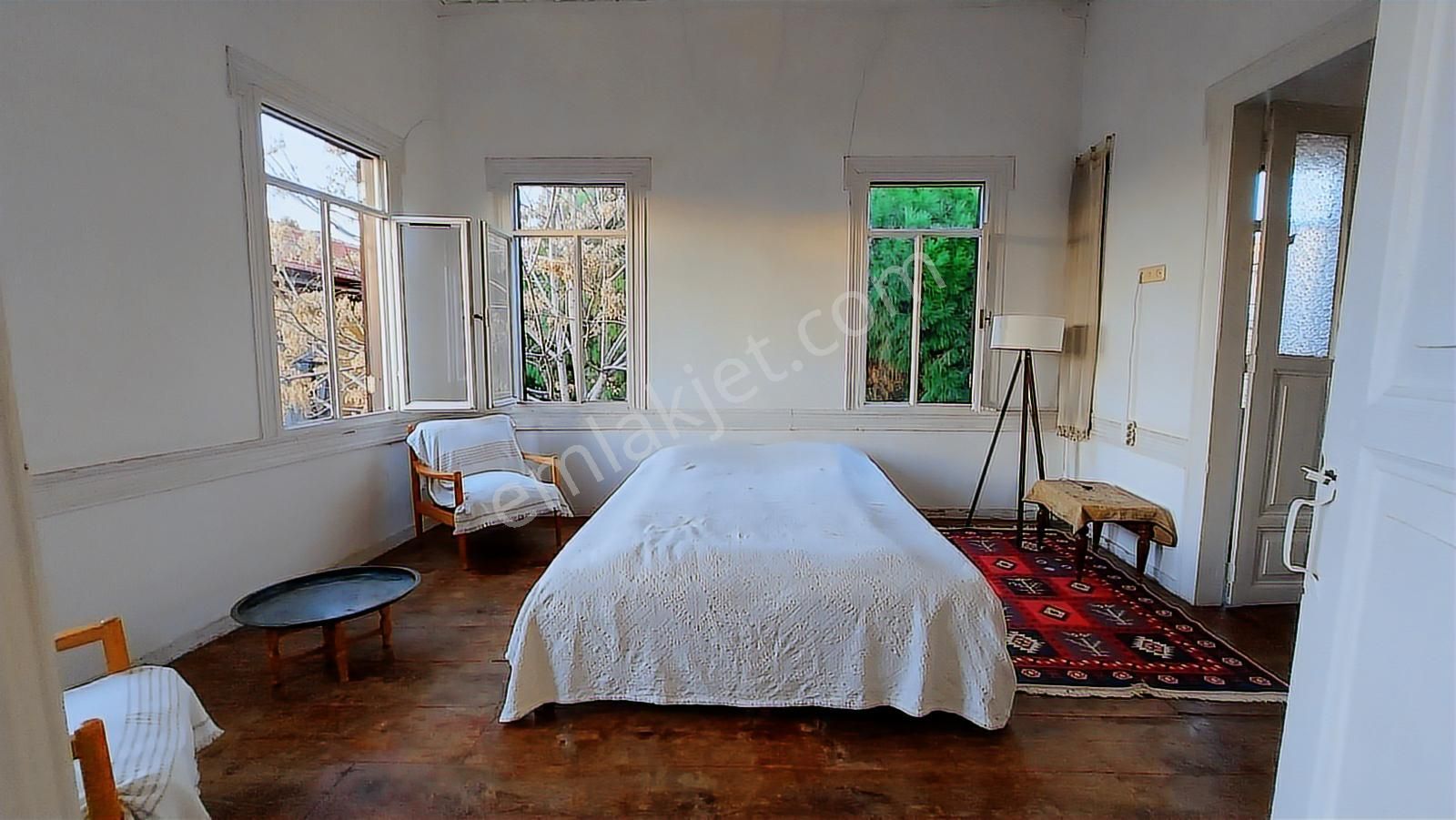 13 Nisan'da Dükkanlı Ve Deniz Manzaralı Teraslı Köşebaşı Rum Evi - Görsel 32