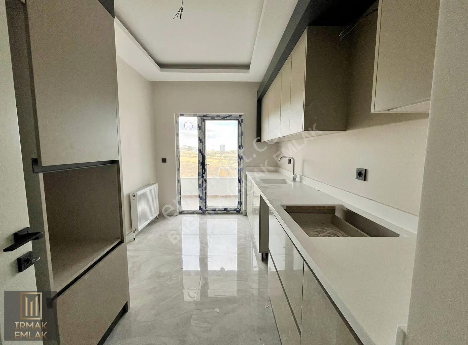 Irmak Emlak-atayurt Mah. 2 Bloklu Sitede Satılık 2+1 Daireler - Görsel 3