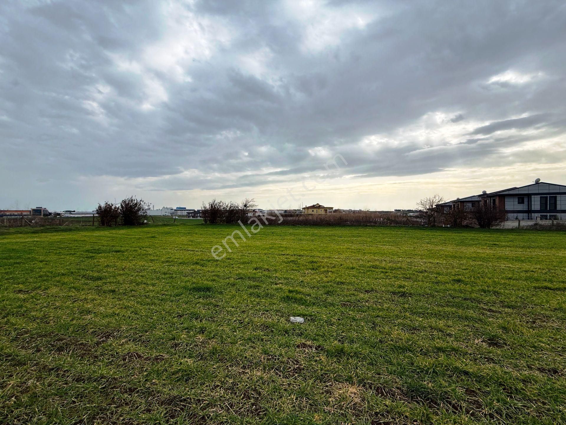 Kavaklı Villalar Bölgesi'nde 3042m2 İnşaata Uygun Satılık Arsa - Görsel 4