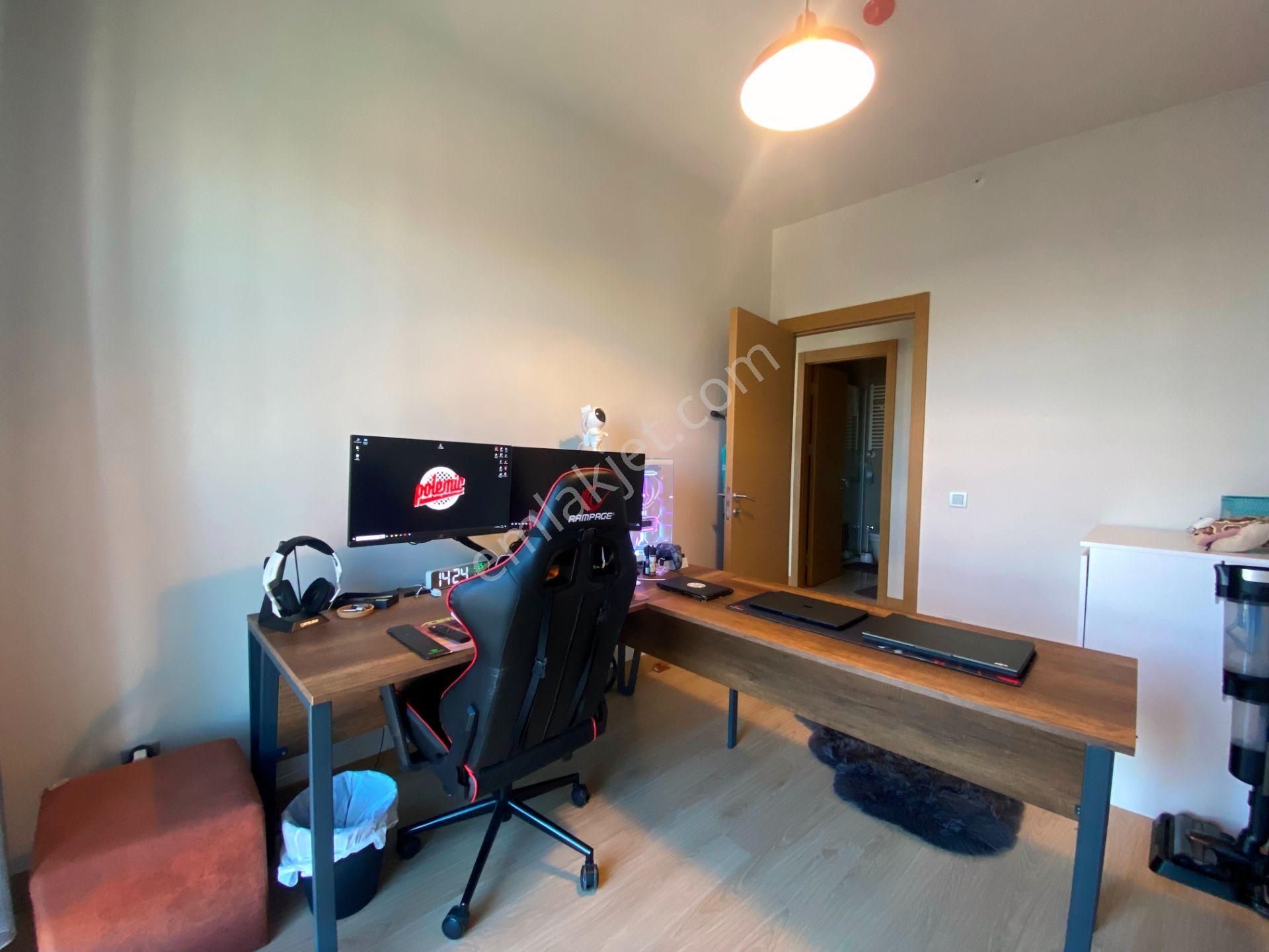 Sahil Mesa 223'de Deniz Manzaralı 2 Balkonlu 163m2 Kiralık 3+1 - Görsel 12