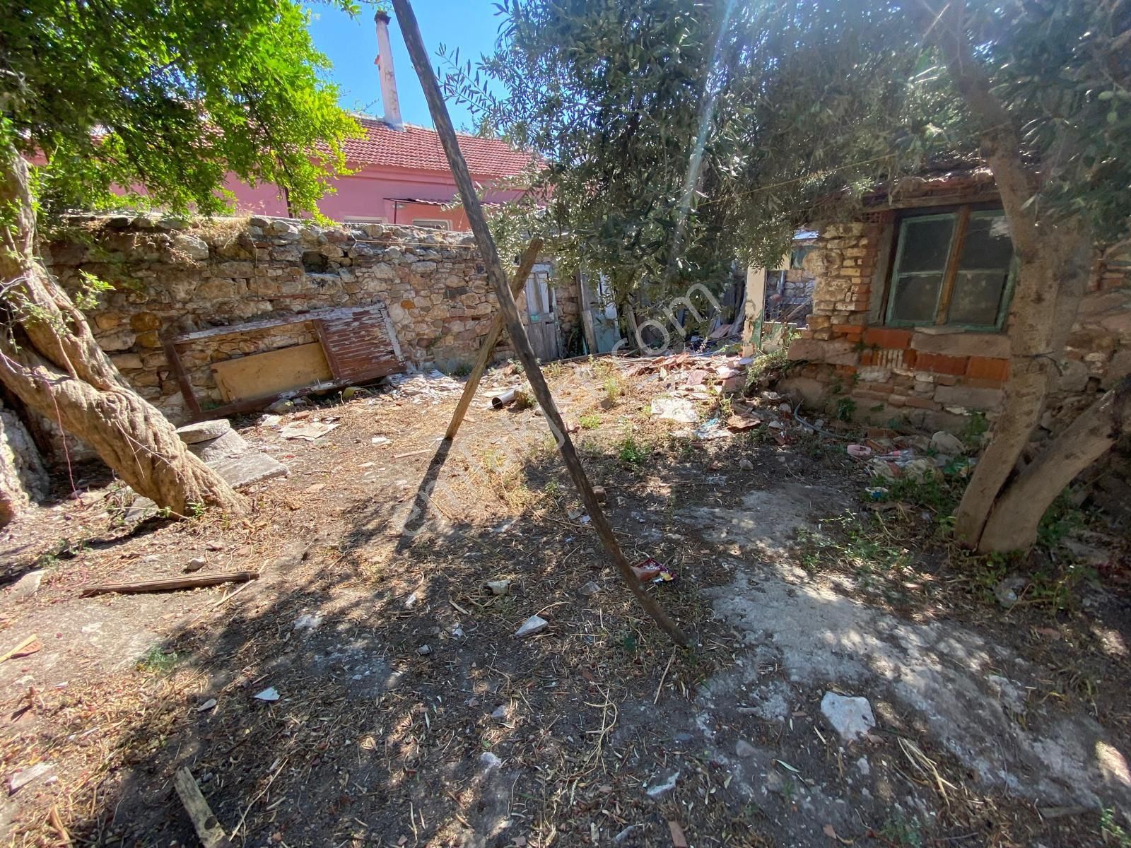 Ayvalık’ta Denize Yürüme Mesafesinde 102 M2 Ticari İmarlı Müstakil Ev - Görsel 27