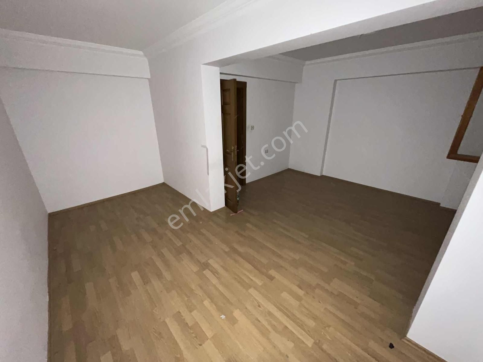 2+1 90m2 Altında 2.kat Daire Var Full Yapılı Fırsat Dairesi !! - Görsel 33