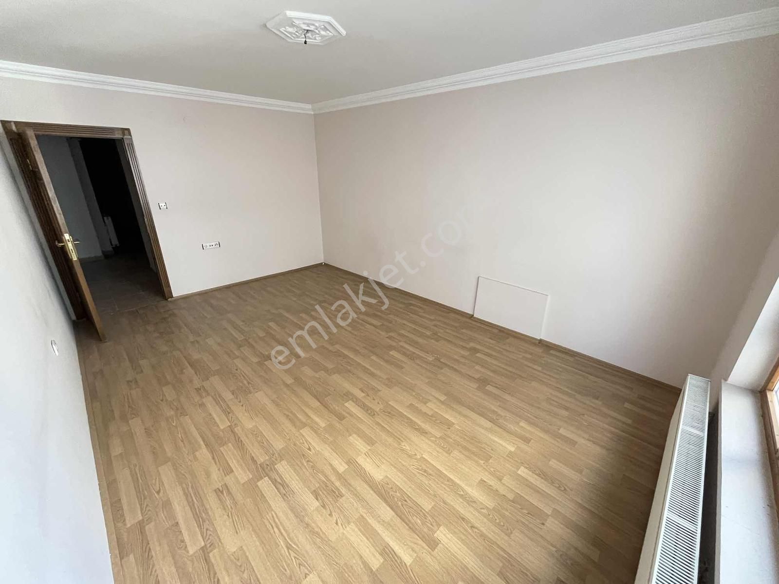 2+1 90m2 Altında 2.kat Daire Var Full Yapılı Fırsat Dairesi !! - Görsel 14