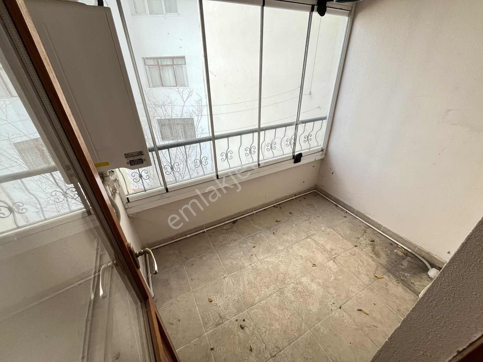 2+1 90m2 Altında 2.kat Daire Var Full Yapılı Fırsat Dairesi !! - Görsel 21