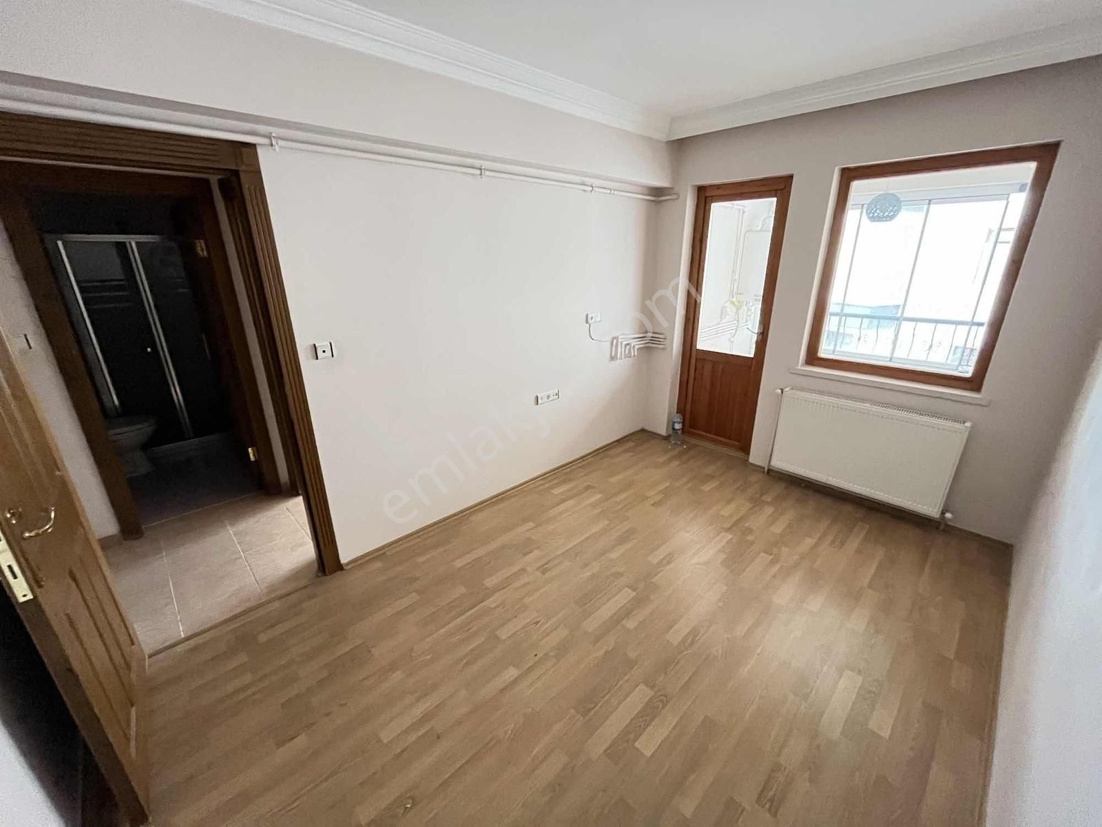 2+1 90m2 Altında 2.kat Daire Var Full Yapılı Fırsat Dairesi !! - Görsel 17