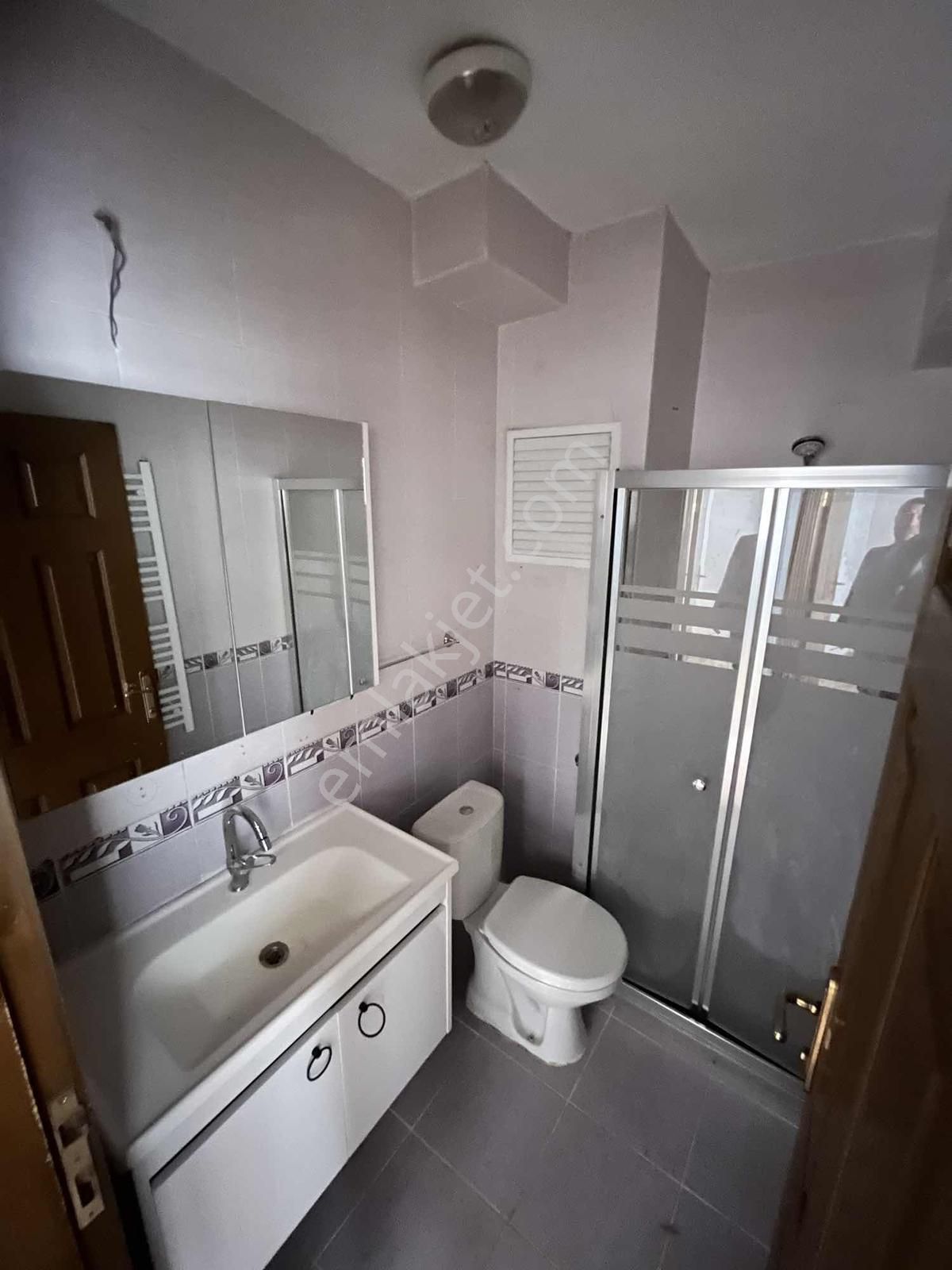 2+1 90m2 Altında 2.kat Daire Var Full Yapılı Fırsat Dairesi !! - Görsel 2