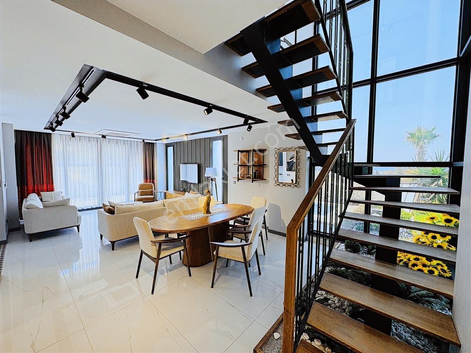 Kuşadası Avm Bölgesinde Tek Müstakil Özel Havuzlu 4+1 Villa - Görsel 20