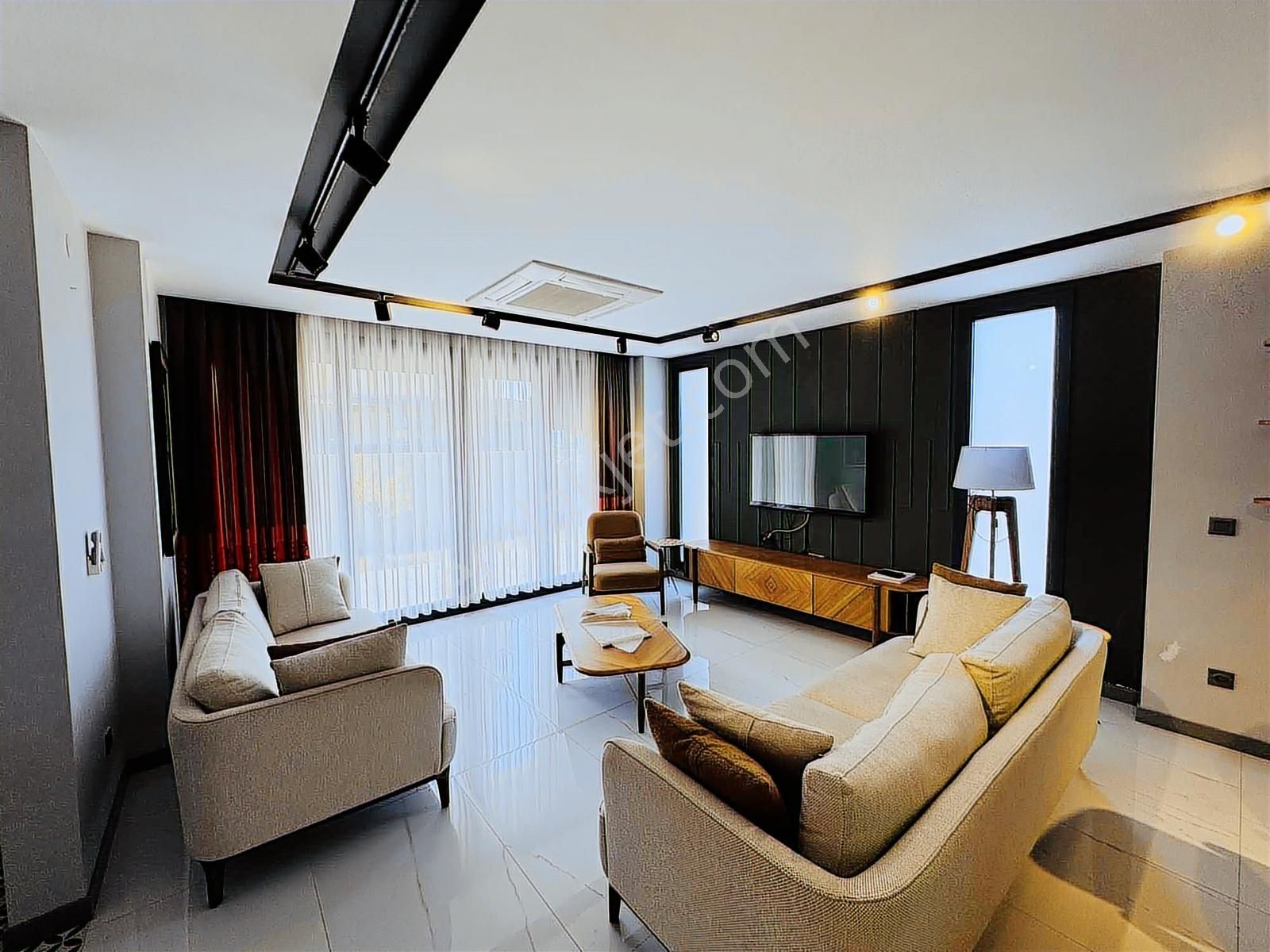 Kuşadası Avm Bölgesinde Tek Müstakil Özel Havuzlu 4+1 Villa - Görsel 33