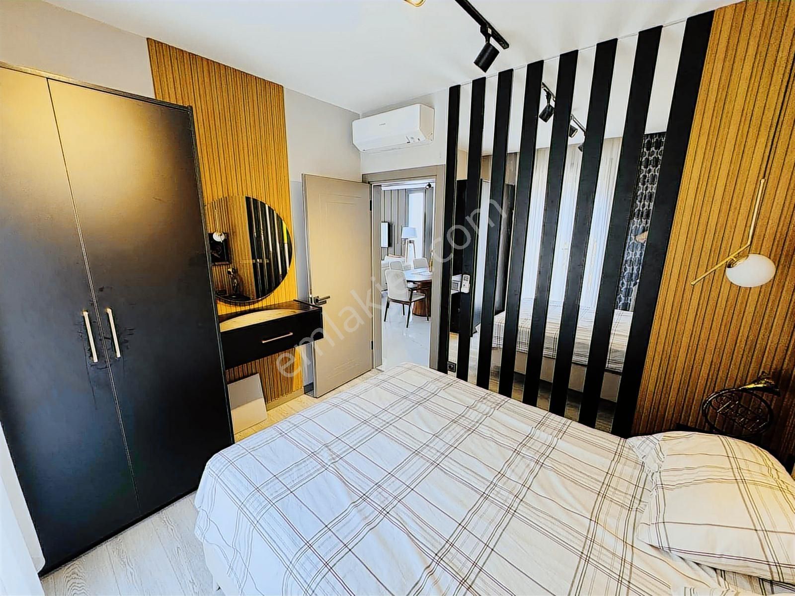 Kuşadası Avm Bölgesinde Tek Müstakil Özel Havuzlu 4+1 Villa - Görsel 18