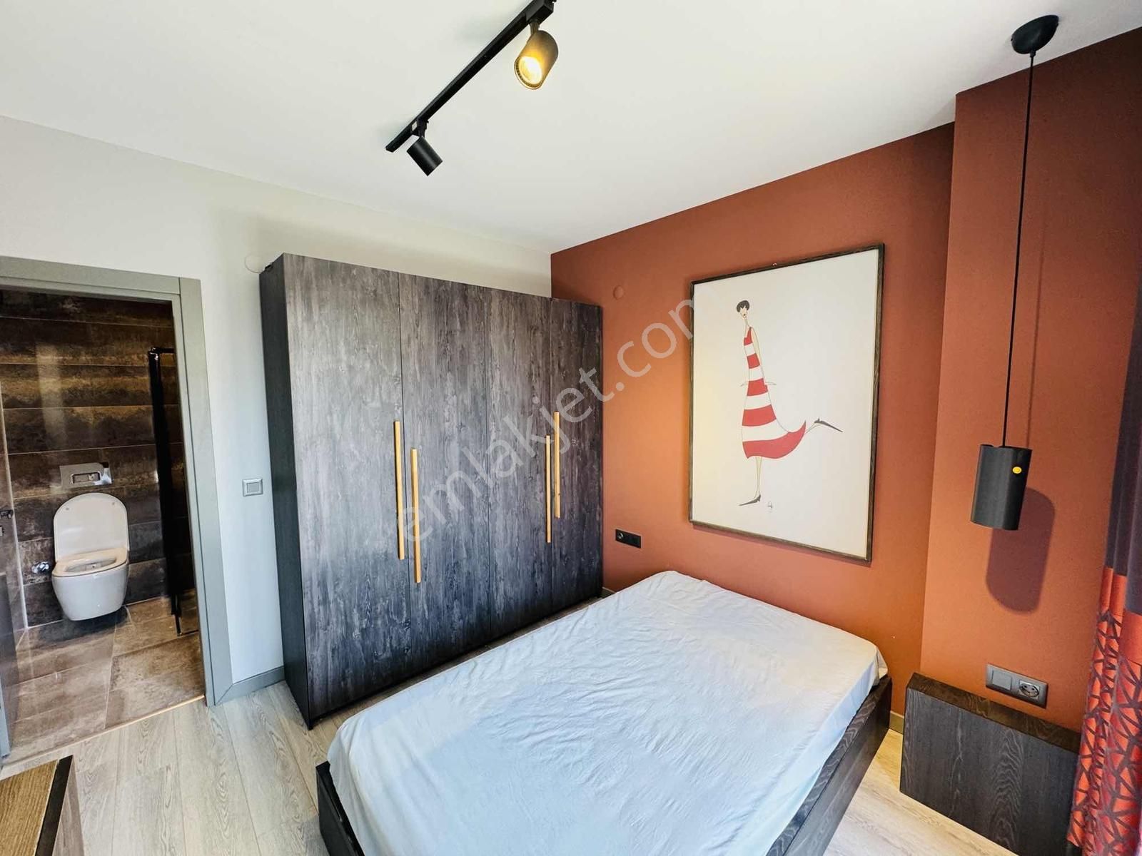 Kuşadası Avm Bölgesinde Tek Müstakil Özel Havuzlu 4+1 Villa - Görsel 32