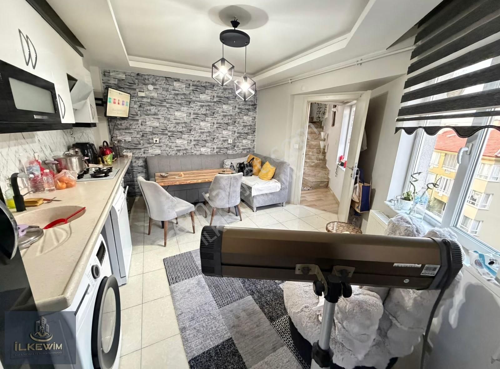 Natoyolu Cad Yakını Yapılı Katta Ön Cephe 3+1 Kiralık Daire - Görsel 31
