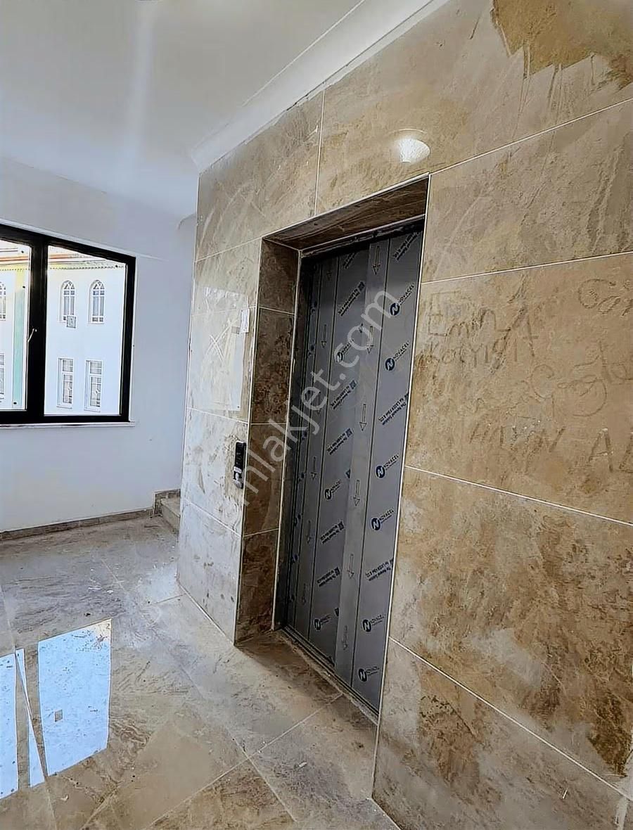 Sultaniye'de 2+1 Kiralık Sıfır Daire - Görsel 15