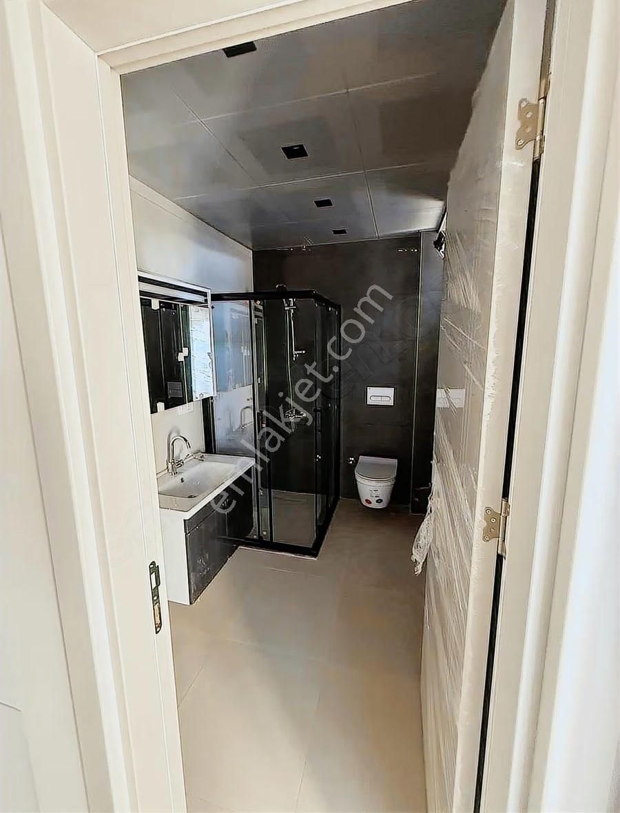 Çiftlikköy Bayraktepe De Kiralık 1+1 - Görsel 3