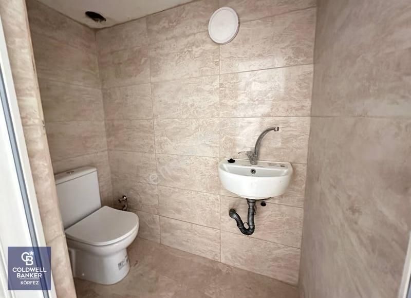 Burhaniye Merkez'de Satılık Dükkan - Görsel 6