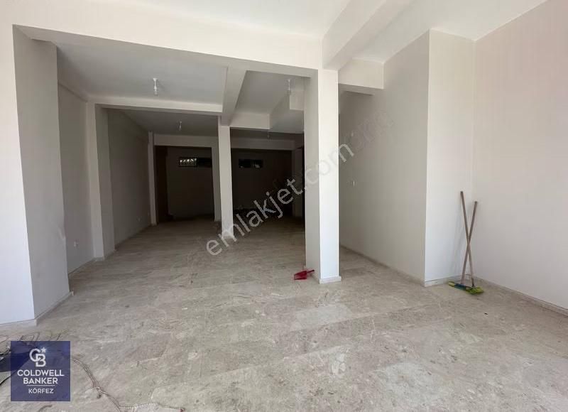 Burhaniye Merkez'de Satılık Dükkan - Görsel 5