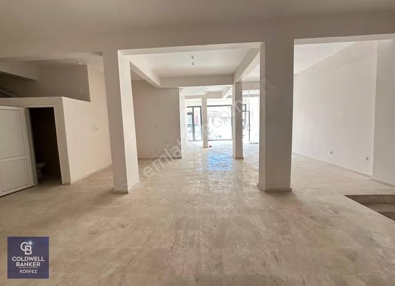 Burhaniye Merkez'de Satılık Dükkan - Görsel 9