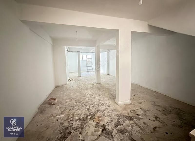 Burhaniye Merkez'de Satılık Dükkan - Görsel 4