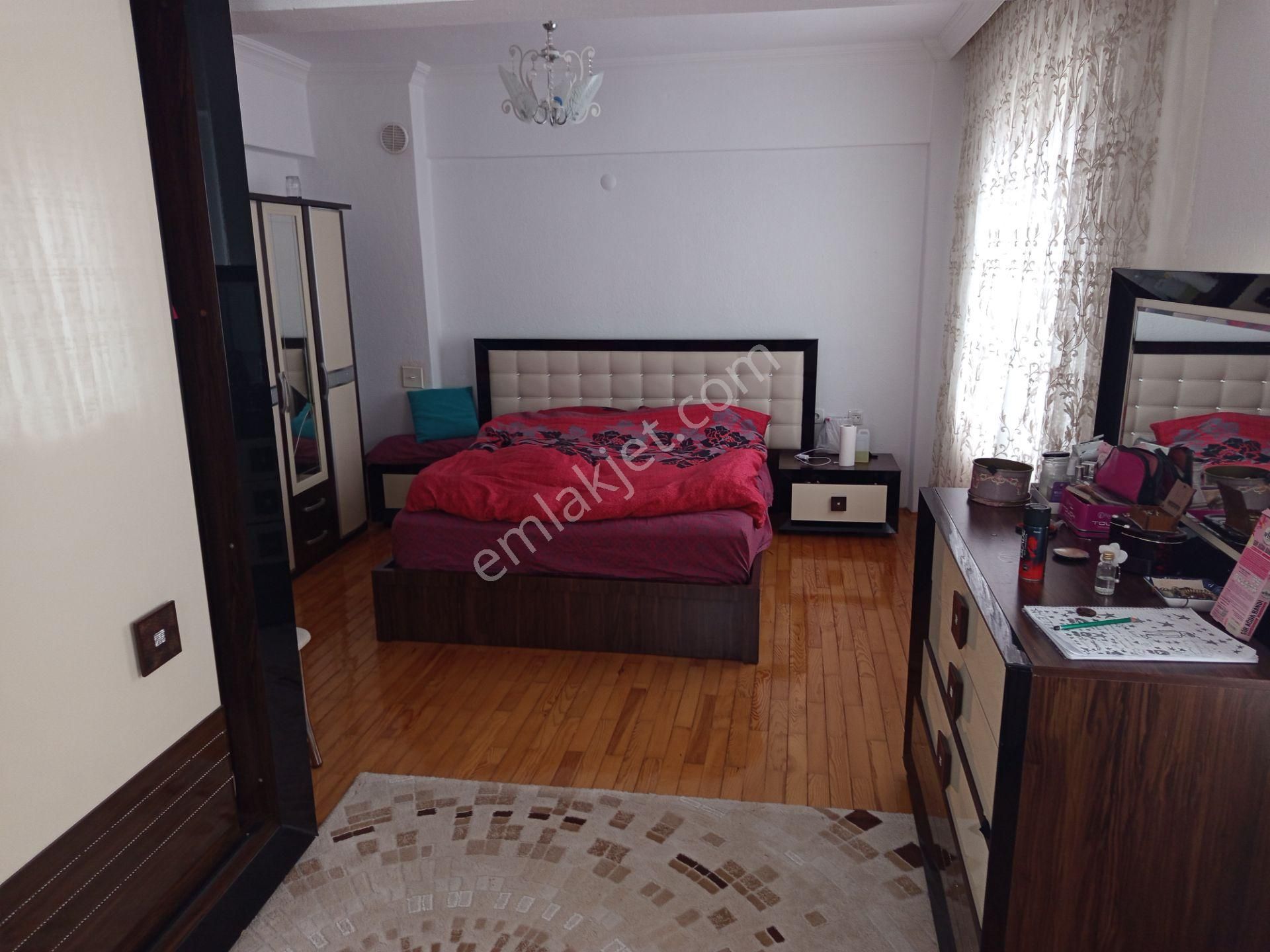 Bodrum Katlı Bahçeli Duplex Müstakil Ev - Görsel 31