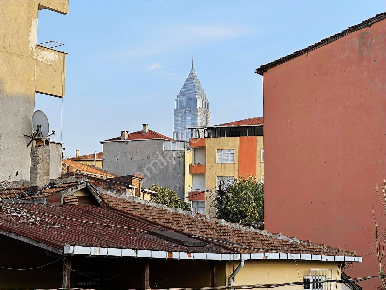 Ataşehir Aşık Veysel Mahallesinde Değerli Konumda Satılık Arsa - Görsel 7