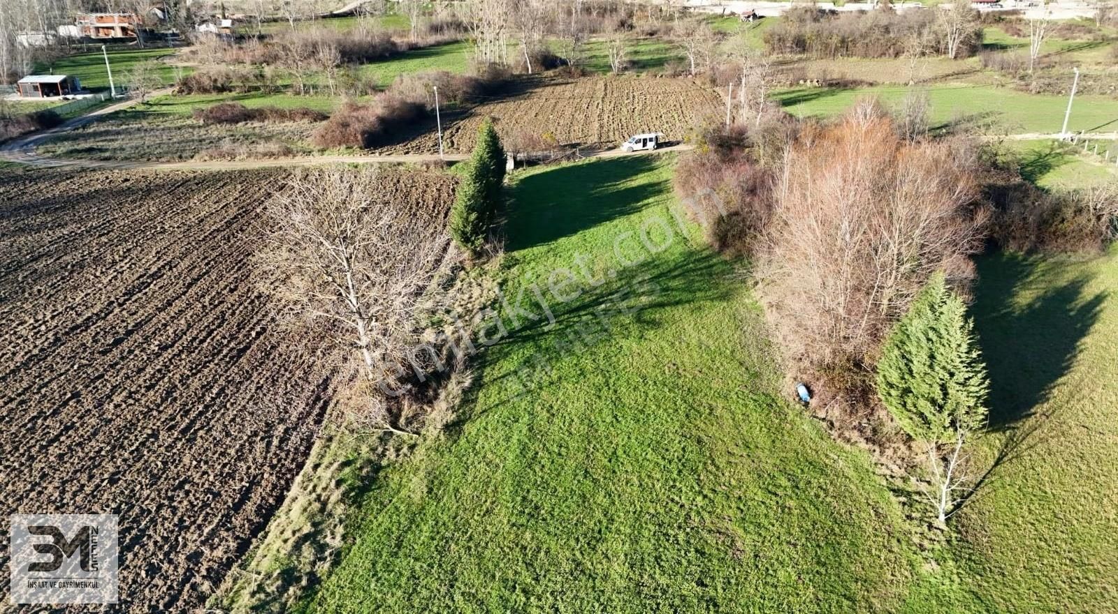 Sakarya Taraklı Ulucami 2955 M2 Elektrik Su Resmi Yol Bahçe - Görsel 4