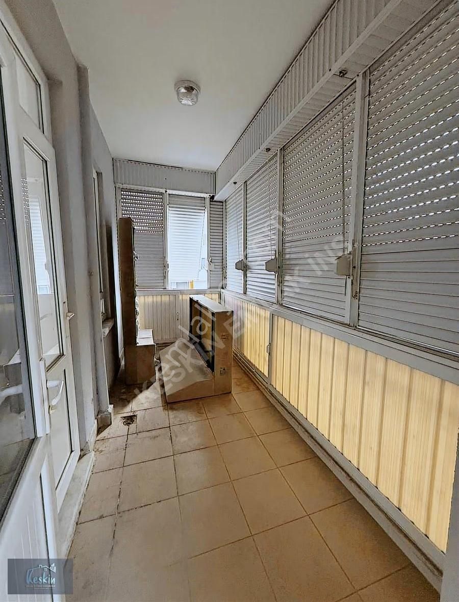 Konyaaltı Sahiline 400 M Altınkum'da 4+1 Katta Tek 180 M2 - Görsel 2