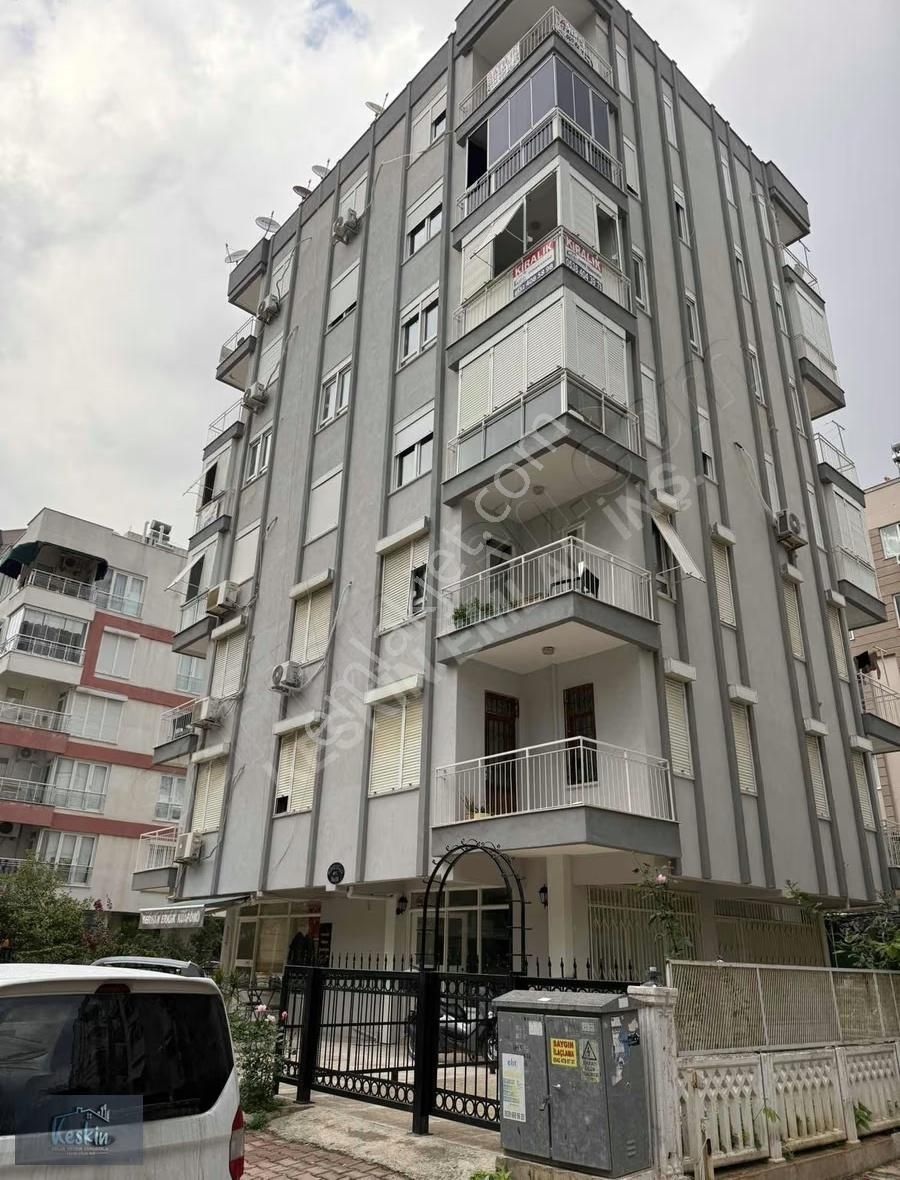 Konyaaltı Sahiline 400 M Altınkum'da 4+1 Katta Tek 180 M2 - Görsel 22