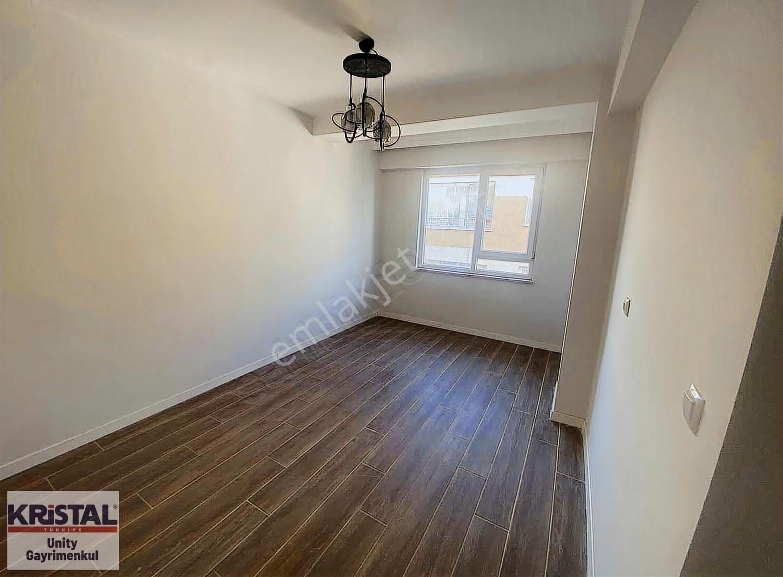 Çamlıca'da Ulaşım Güzergahlarına Çok Yakın, Sıfır, 3+1 Satılık - Görsel 5